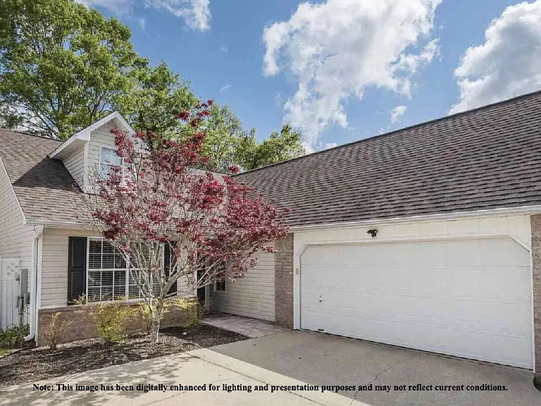 318 Mirabelle Dr — Photo 1