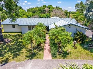 18301 SW 262nd St, Homestead, FL 33031