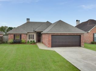 123 Peak Run, Youngsville, LA 70592