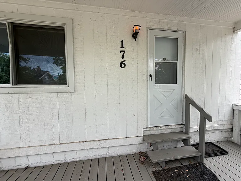 176 Ardmore Dr — Photo 22