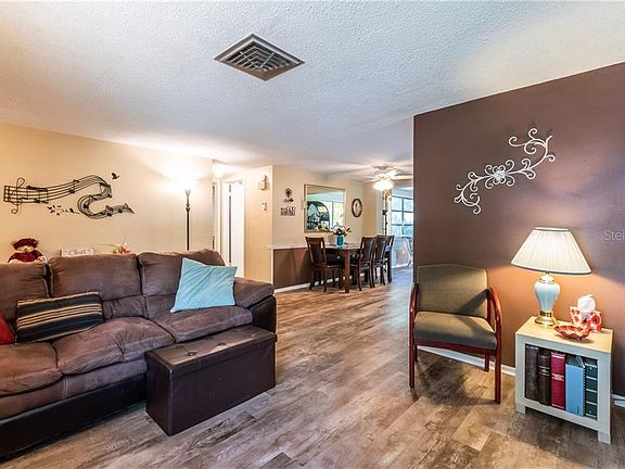 3rd image of 12700 River Mill Dr