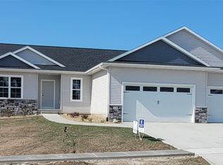 1138 Kettering Rd, Marion, IA 52302