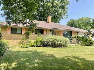 18621 Common Rd, Roseville, MI 48066