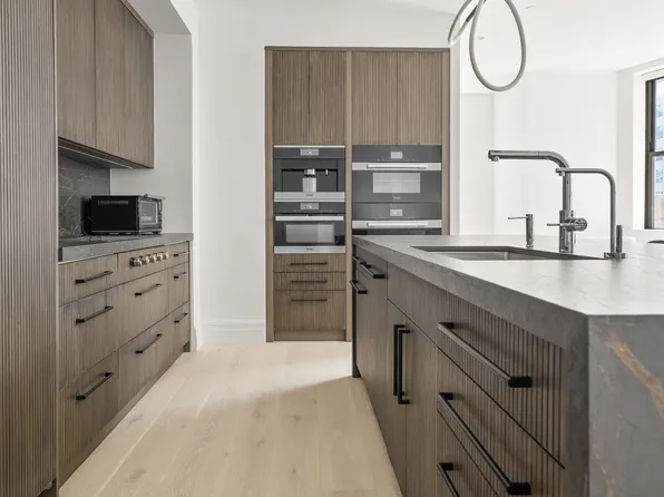 100 Barclay Street image 6 of 37