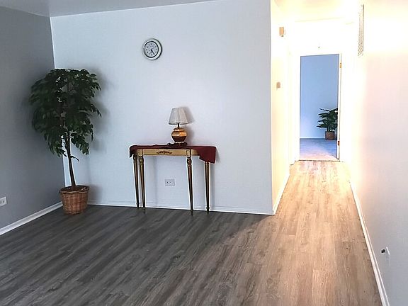 4th image of 3029 Wallace Ave