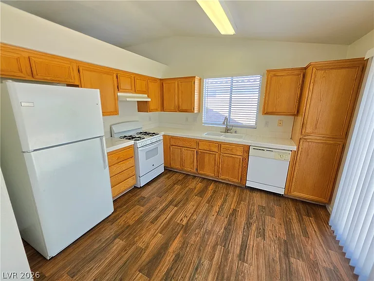1154 Point Success Ave — Photo 5