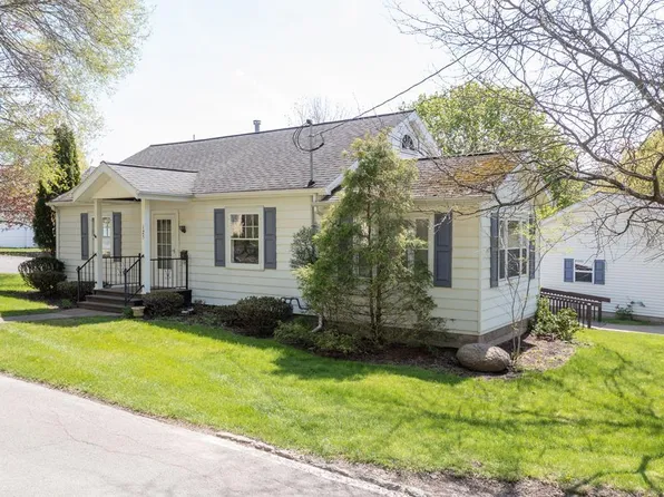 125 Pulteney St, Hammondsport, NY 14840