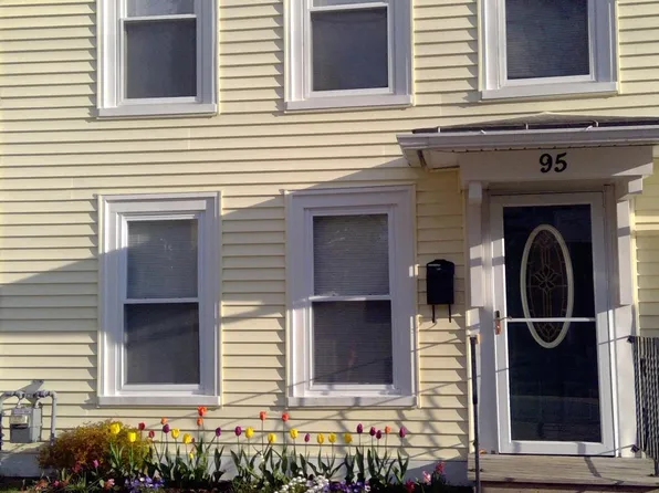 95 Arlington St, Manchester, NH 03104