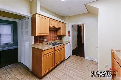252 E Lane Ave — Photo 13