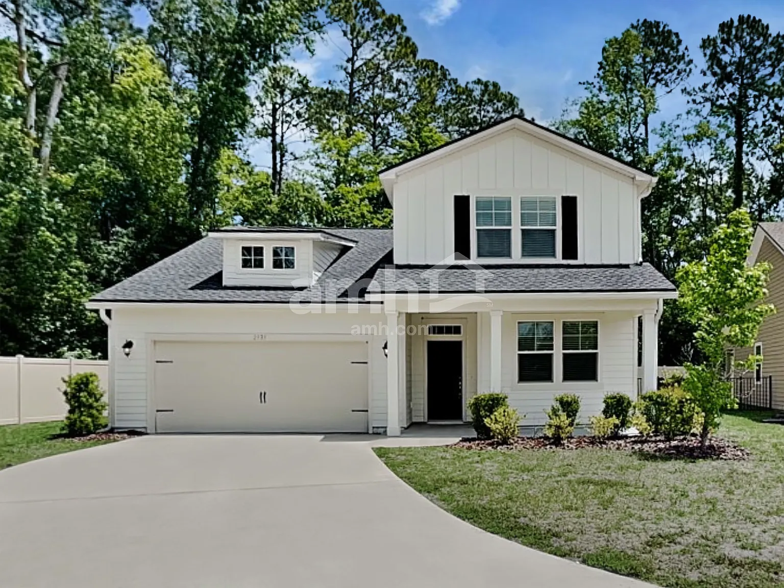 4 bed, 2.5 bath, 2078 sqft, $2,835 — Photo 1