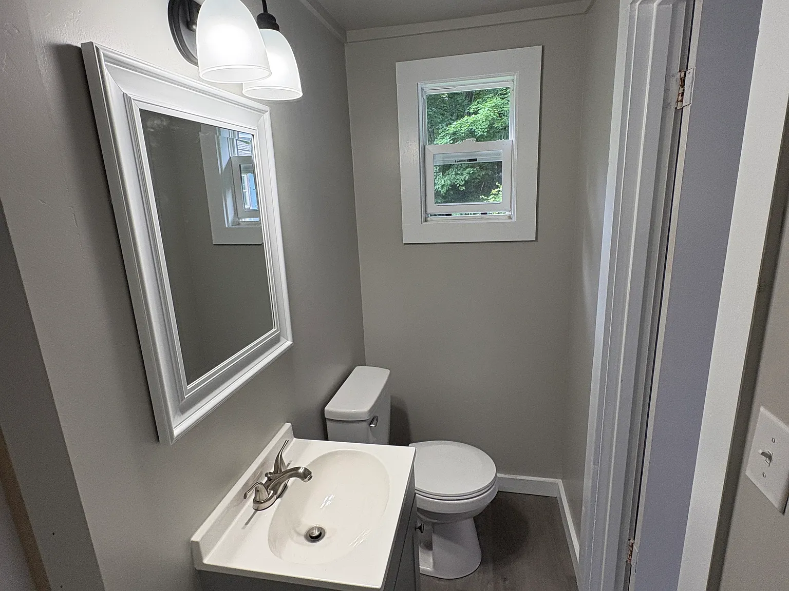 Studio, 300 sqft, $850 — Photo 2