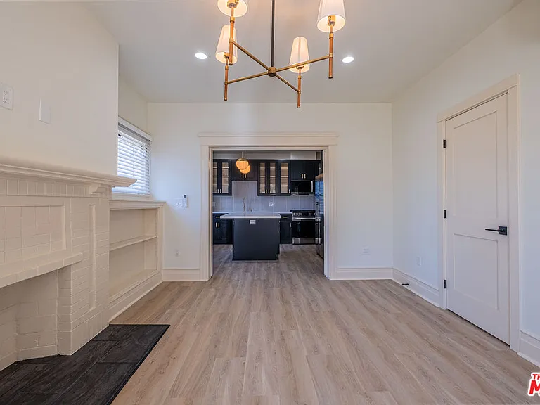 216 N Catalina Ave #216C — Photo 15