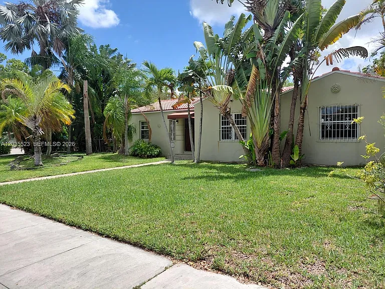 9600 N Miami Ave — Photo 3