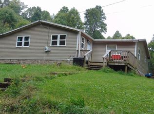 18506 Bloomfield Ln, Glade Spring, VA 24340