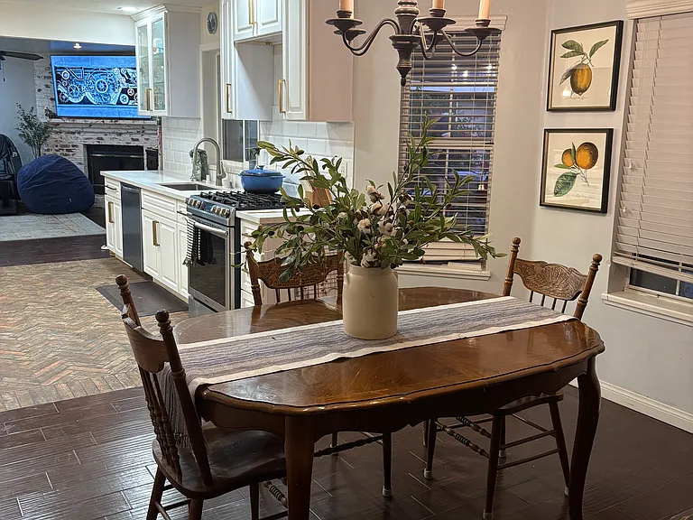 14117 Palm Ave — Photo 4