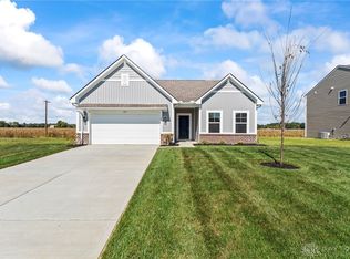 1117 Honeydew Dr, Tipp City, OH 45371