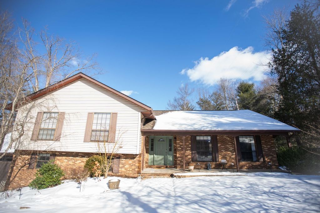 Real estate listing image