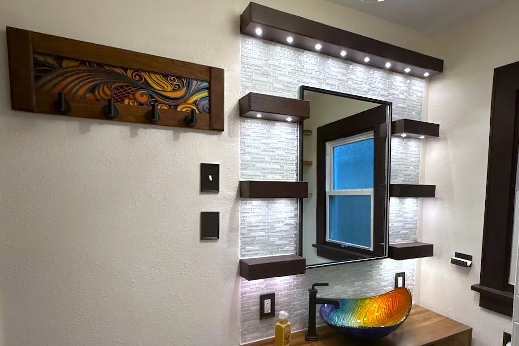 Bathroom Photo #1 - 106 S 46th St