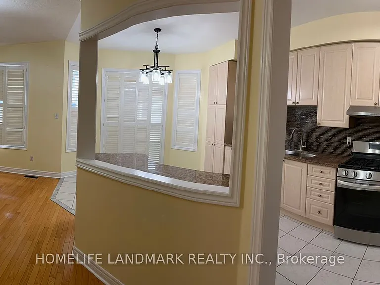 544 Matisse Pl — Photo 18