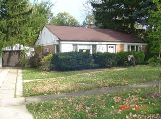 2318 Hawthorne Rd, Homewood, IL 60430