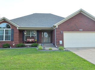 208 Fillmore Cir, Mount Washington, KY 40047
