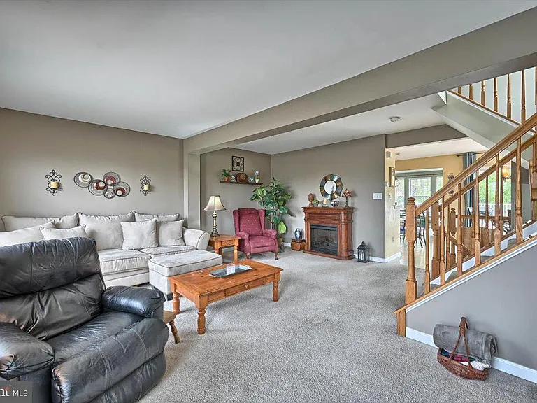 509 Fox Trl — Photo 9