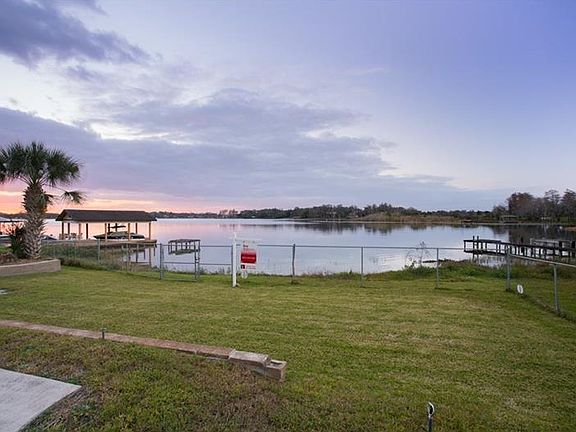 3rd image of 5314 Stratemeyer Dr
