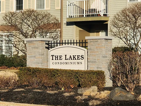 2307 Denham Ct, Mount Laurel, NJ 08054