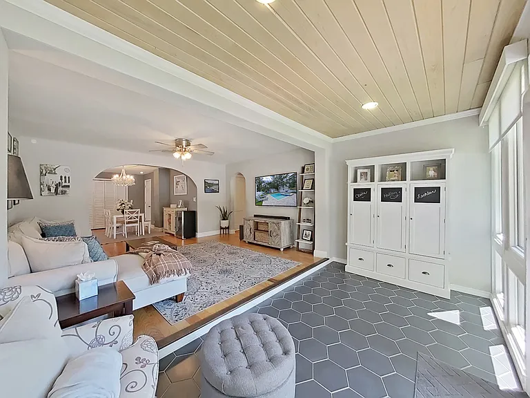 204 S Audubon Ave — Photo 5