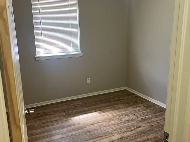 6213 NW Birch Ave — Photo 14