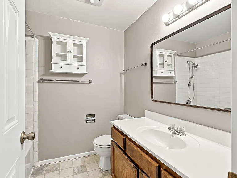 327 N Main St #2 — Photo 13