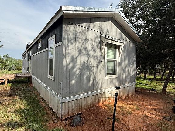 4th image of 332331 E May Rd