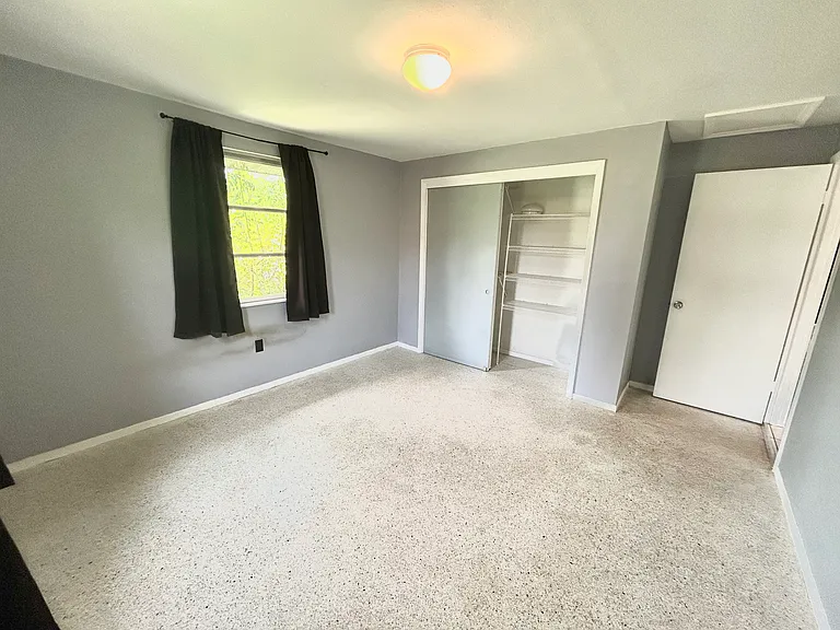 1057 Congress St — Photo 12