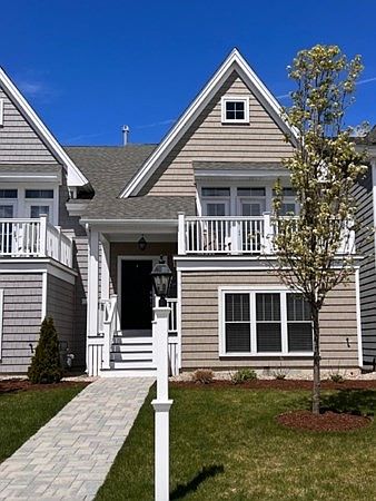 1st image of 14 Blackberry Ln