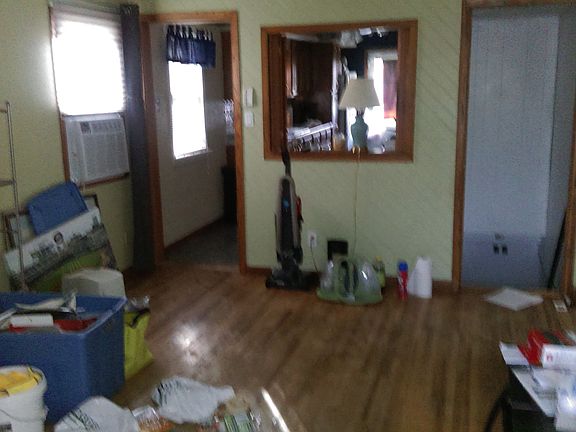 2nd image of 2613 Isabella St