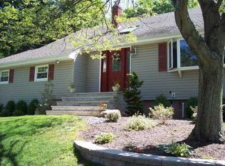 16 Dale Dr, Edison, NJ