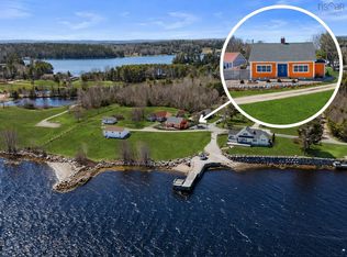 286 Silver Point Rd, Lunenburg, NS B0J2E0