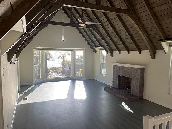 2nd image of 2520 Manhattan Ave