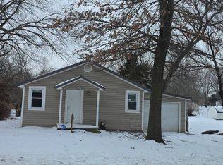 342 E 6th Ave, Garnett, KS 66032