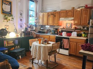 911 Bedford Ave, Brooklyn, NY 11205