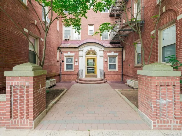 1560 E 18th #2C, Brooklyn, NY 11230