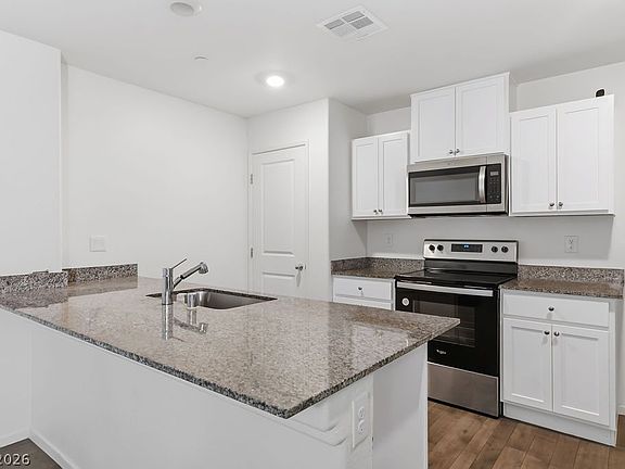2nd image of 341 Summer Sparrow Ave