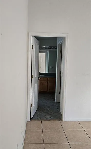 120 Reserve Dr — Photo 6
