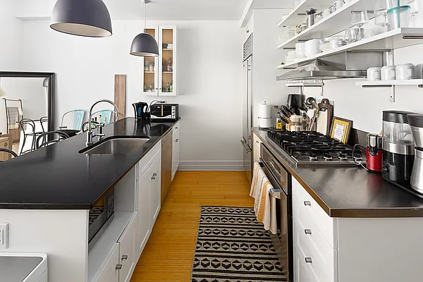 Rented by NY Casa Group | media 11