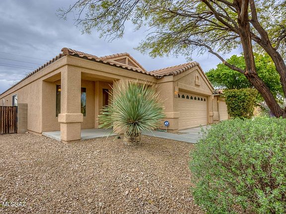 2nd image of 6657 E Ladonna Ln