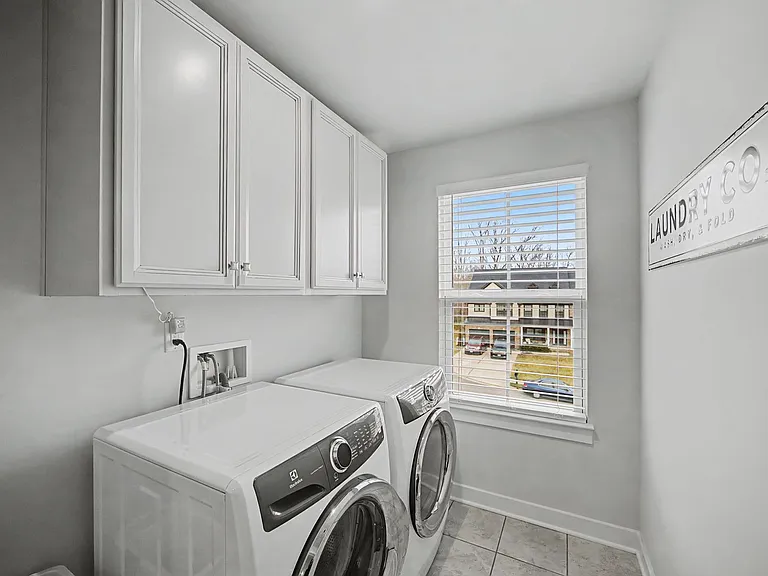 18307 Sagamore Dr — Photo 29