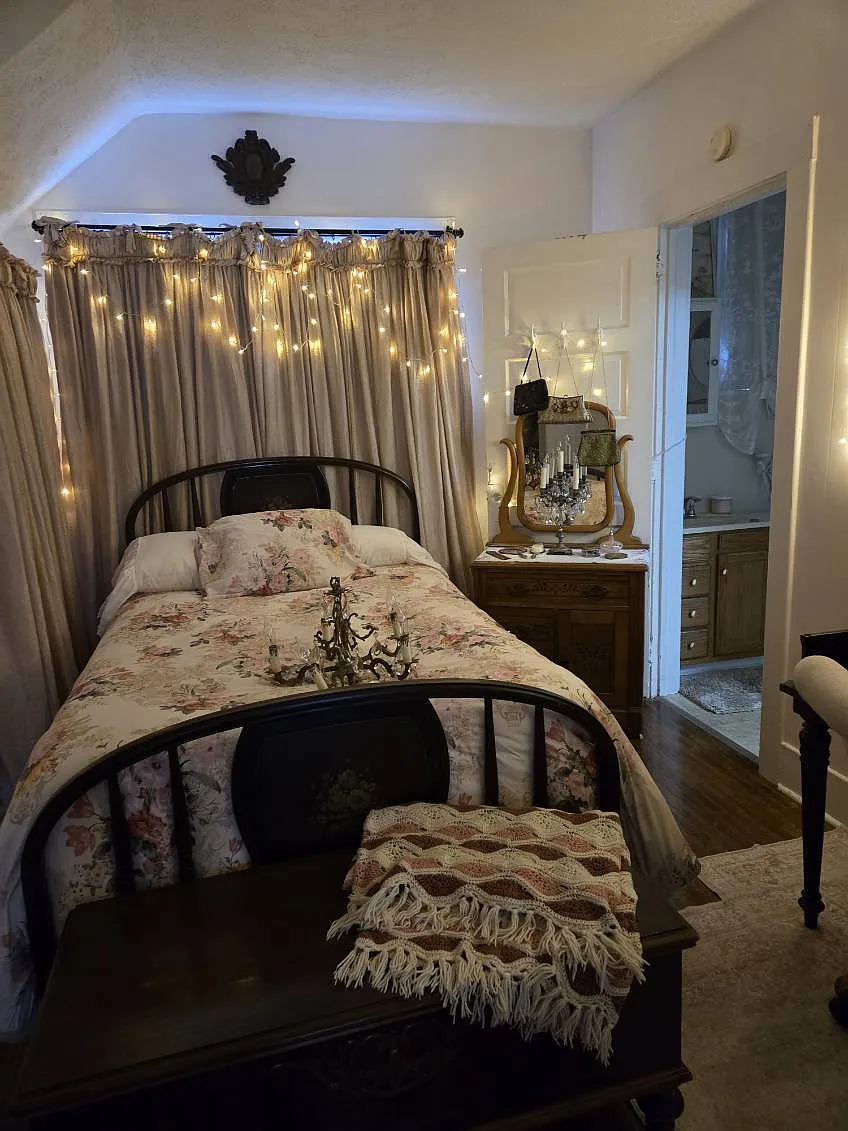 2 bed, 950 sqft, $1,550 — Photo 4