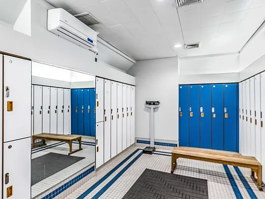 Sold by Re/Max In The City | media 16