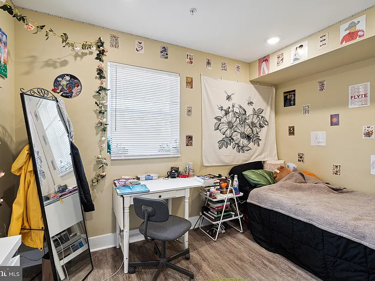 2214 N Camac St #1 — Photo 14