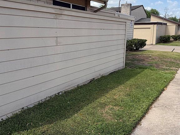 4th image of 10362 Cook Rd